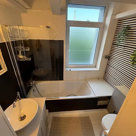 K-apartments Monteurwohnung 2 Schlafzimmer Wlan Parkplatz 60m2 1-5 Personen Appartamento *