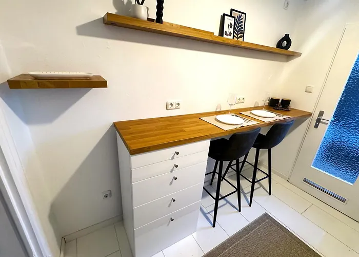Apartman K-apartments Monteurwohnung 2 Schlafzimmer Wlan Parkplatz 60m2 1-5 Personen *